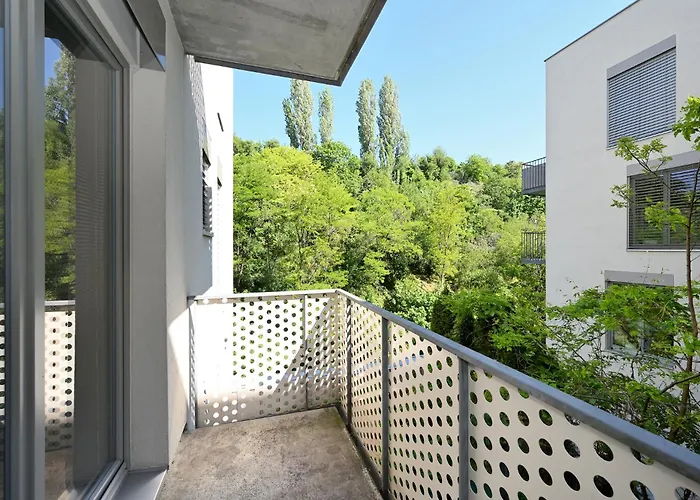 Apartment New In Heart Of