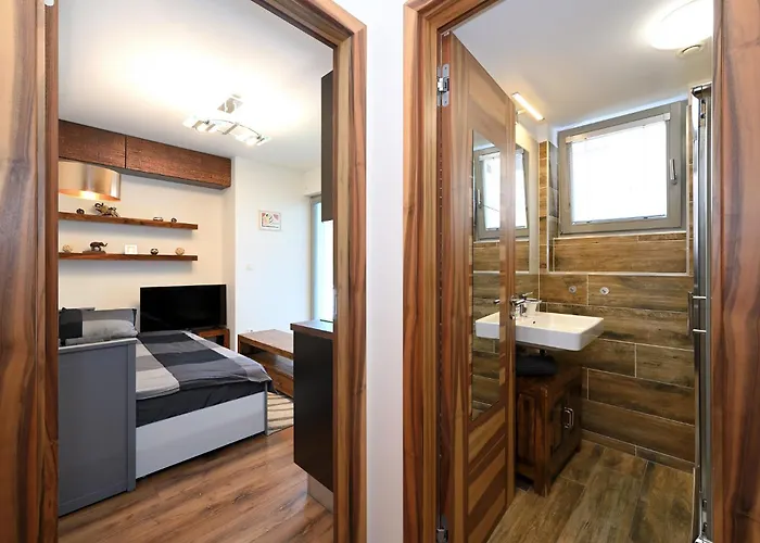 New In Heart Of Apartment Prag